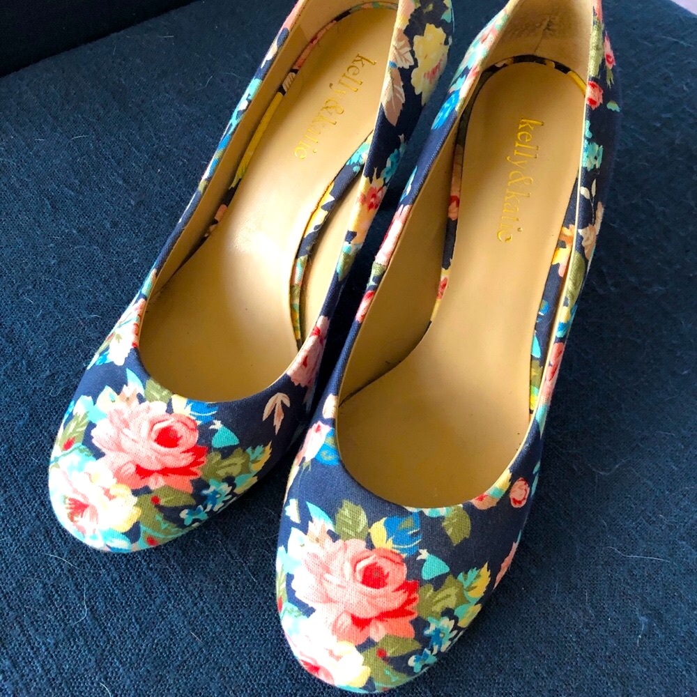 👠 Kelly & Katie Floral Heels